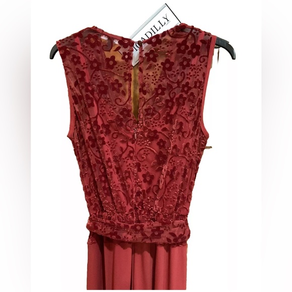 Piccadilly SLEEVELESS WAIST TIE JUMPSUIT - ROSEWOOD SZ Small NWT - Picture 3 of 3